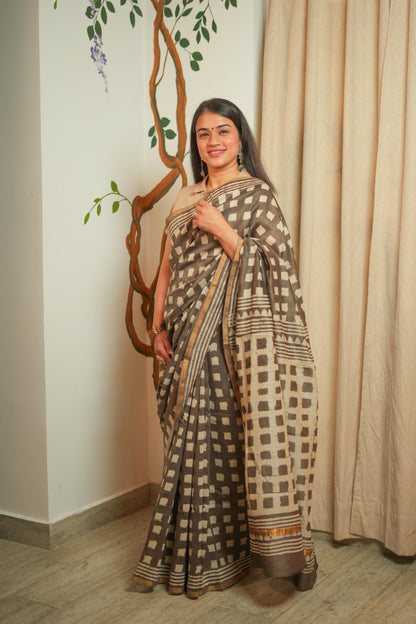 Maheshwari Saree