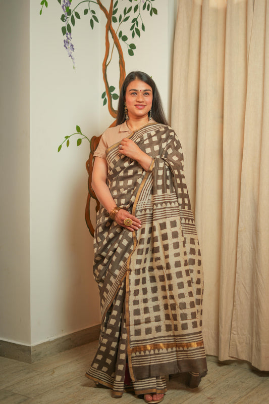 Maheshwari Saree